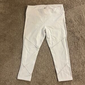 ALO Yoga White Leggings